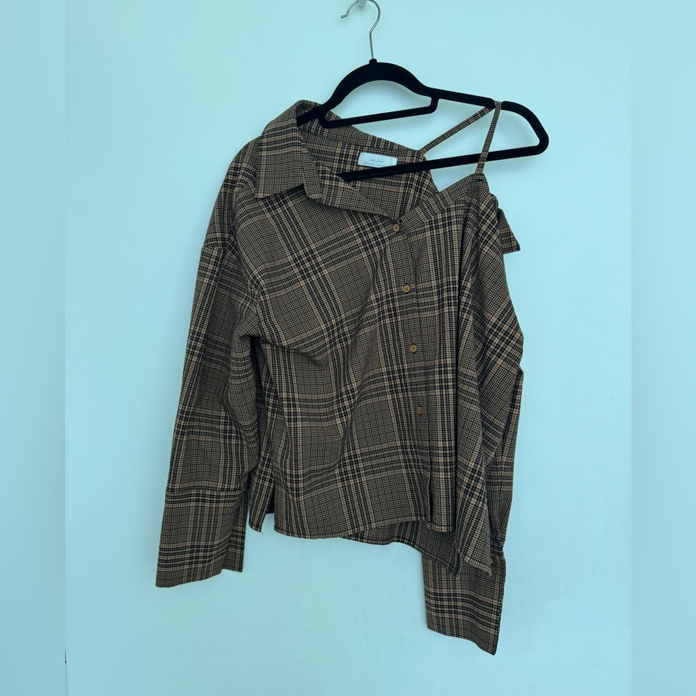 oak+fort asymmetrical off shoulder blouse